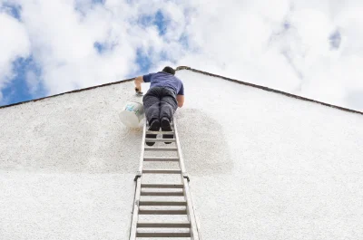 Peinture extérieure à Saint-Denis-de-Méré — façades et ravalement